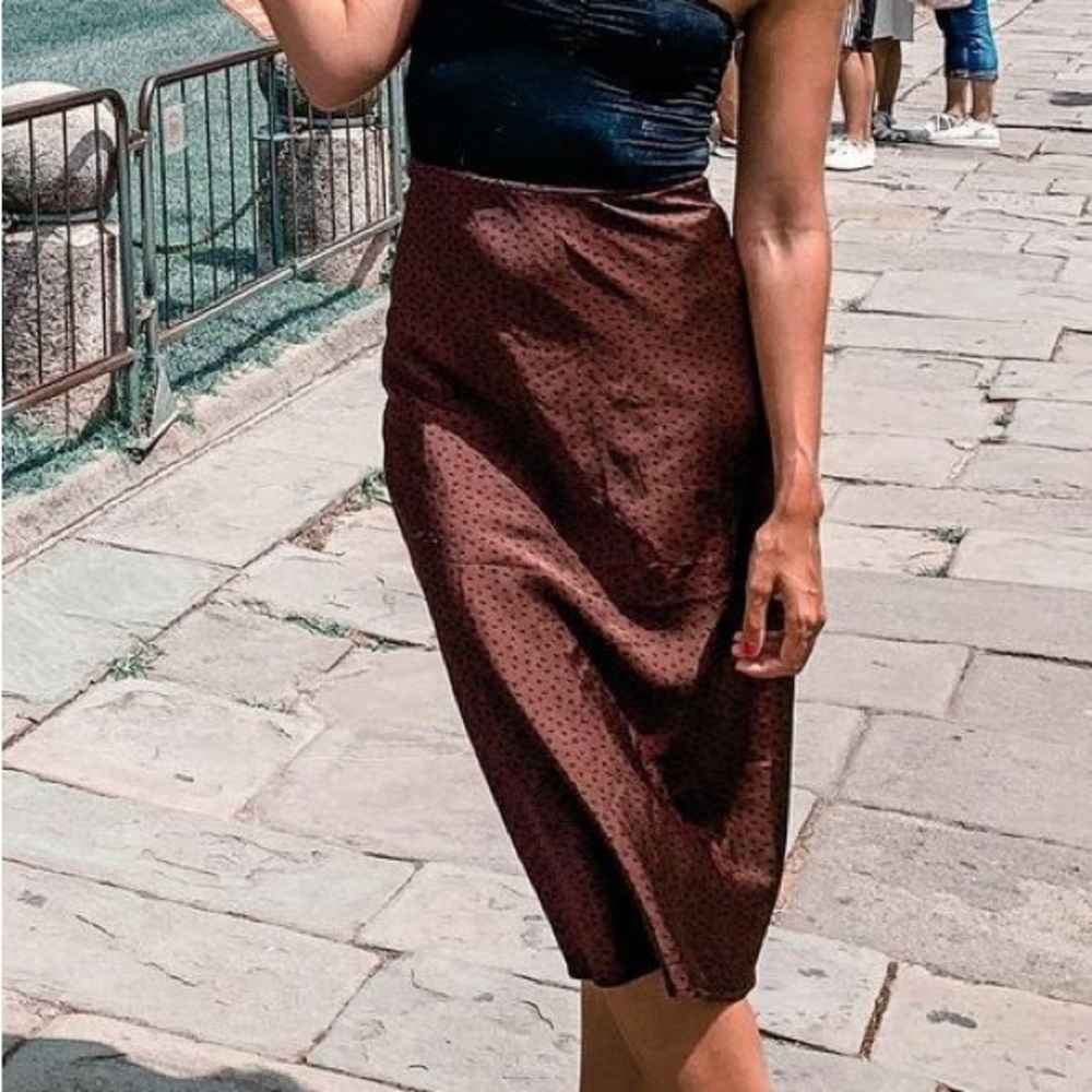 Satin skirt